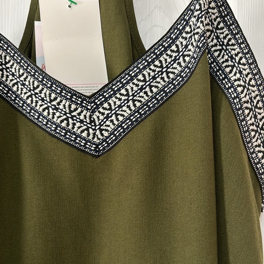 Blouse - Picture 2 of 3